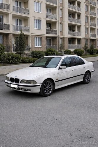 BMW 528 1998, 260,000 km - 2.8 l - Bakı