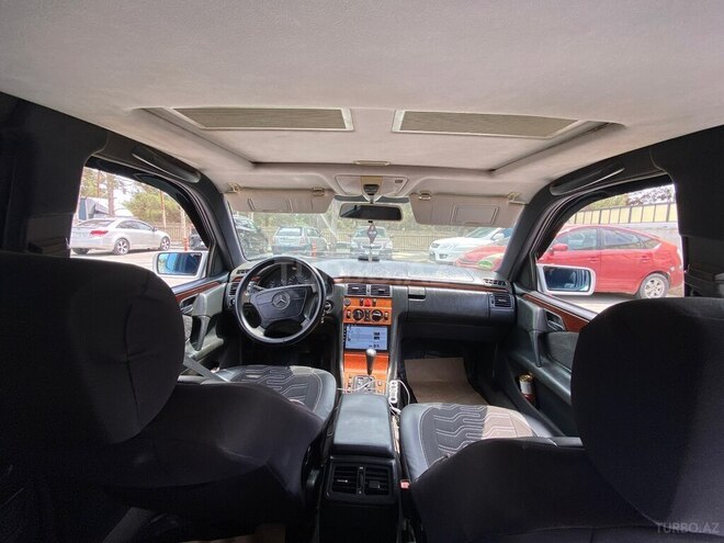 Mercedes E 230 1997, 416,000 km - 2.3 l - Masallı