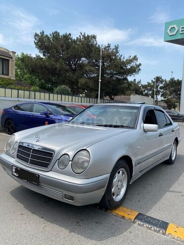 Mercedes E 230 1997, 416,000 km - 2.3 l - Masallı