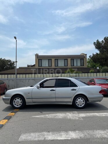Mercedes E 230 1997, 416,000 km - 2.3 l - Masallı