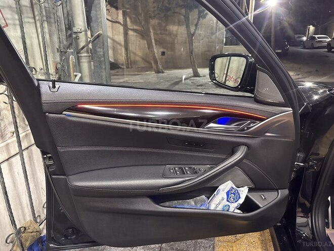 BMW 530-9
