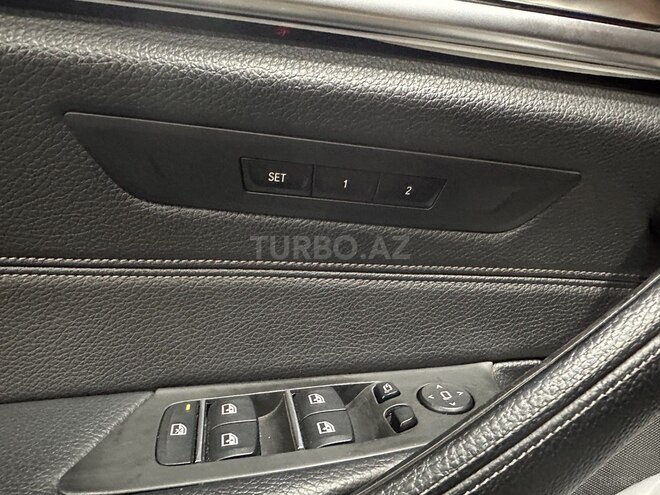 BMW 530-15