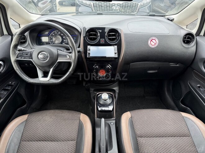 Nissan Note-8