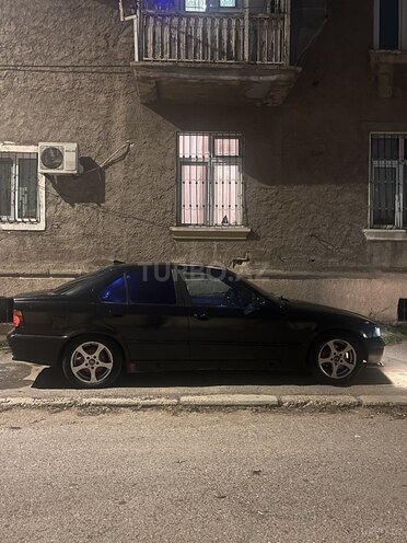BMW 318 1992, 485,900 km - 1.8 l - Bakı