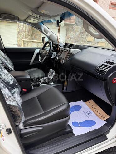 Toyota Land Cruiser Prado 2015, 135,000 km - 2.7 л - Bakı