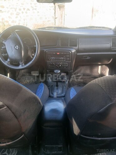 Opel Vectra 1999, 354,556 km - 1.8 l - Qax