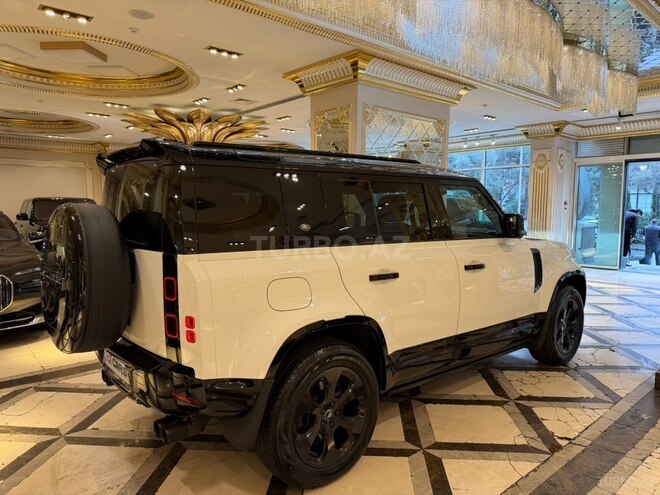 Land Rover Defender 2024, 22,000 km - 2.0 л - Bakı