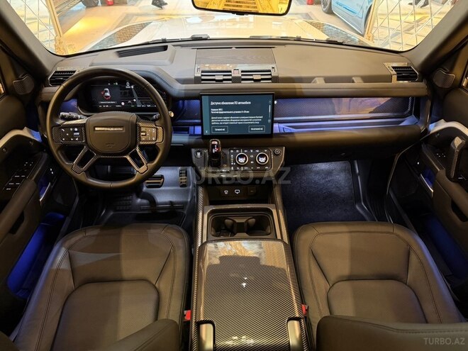 Land Rover Defender 2024, 22,000 km - 2.0 л - Bakı