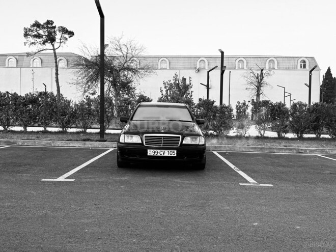 Mercedes C 240 2000, 378,000 km - 2.4 l - Gəncə