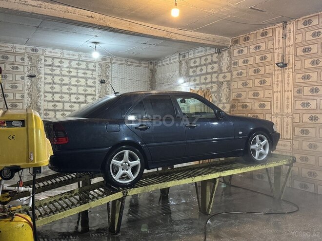 Mercedes C 240 2000, 378,000 km - 2.4 l - Gəncə