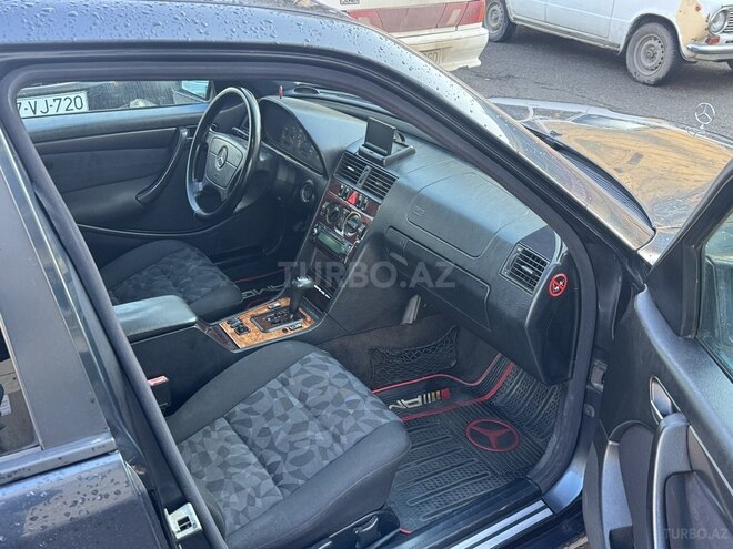 Mercedes C 240 2000, 378,000 km - 2.4 l - Gəncə
