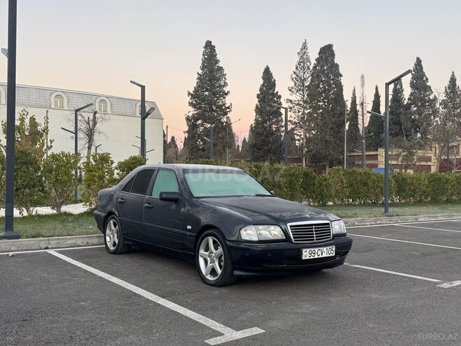 Mercedes C 240 2000, 378,000 km - 2.4 l - Gəncə