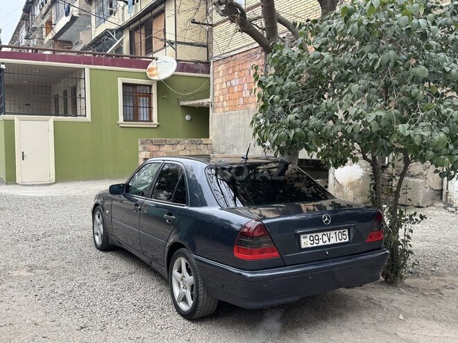 Mercedes C 240 2000, 378,000 km - 2.4 l - Gəncə