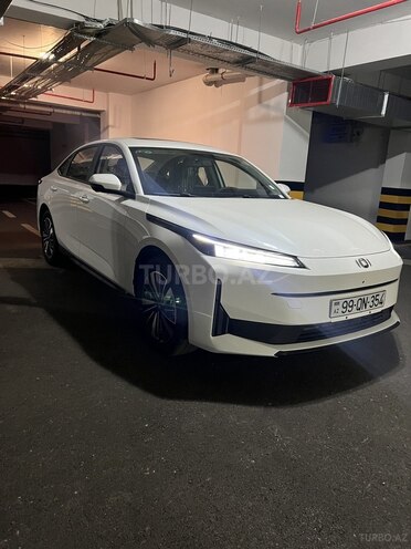 Changan Qiyuan A05-8