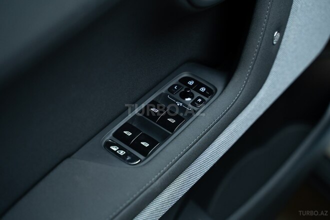 Polestar 2-9