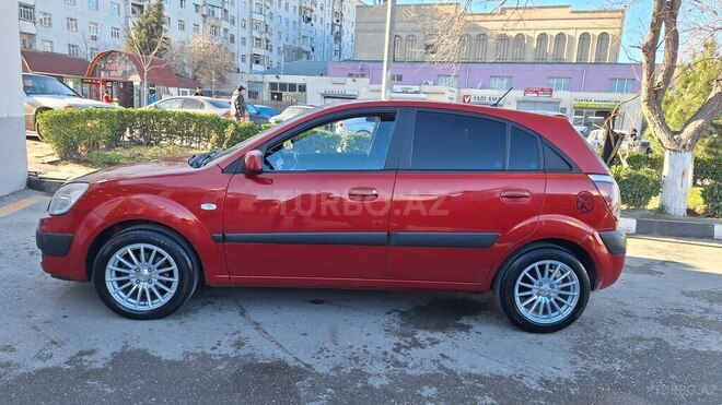 Kia Rio-4