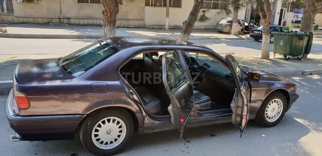BMW 735 1998, 264,000 km - 3.5 l - Bakı