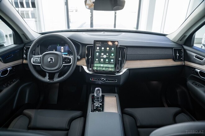 Volvo XC90-3