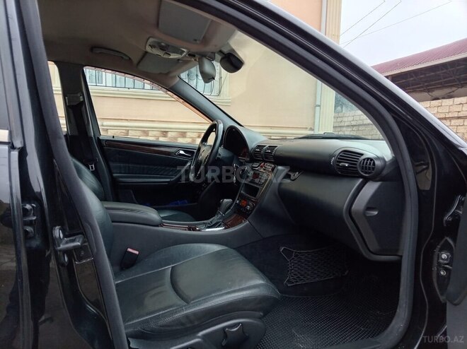 Mercedes C 200 2001, 142,000 km - 2.0 л - Xırdalan