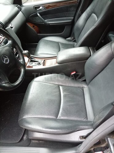 Mercedes C 200 2001, 142,000 km - 2.0 л - Xırdalan