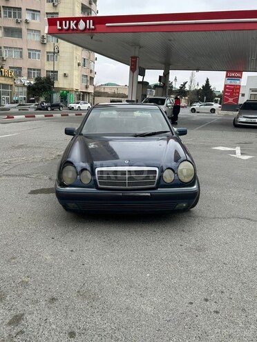 Mercedes E 200 1998, 356,400 km - 2.0 l - Bakı