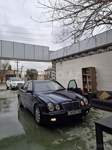 Mercedes E 270 2002, 469,076 km - 2.7 l - Xırdalan