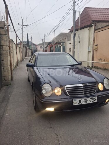Mercedes E 270 2002, 469,076 km - 2.7 l - Xırdalan
