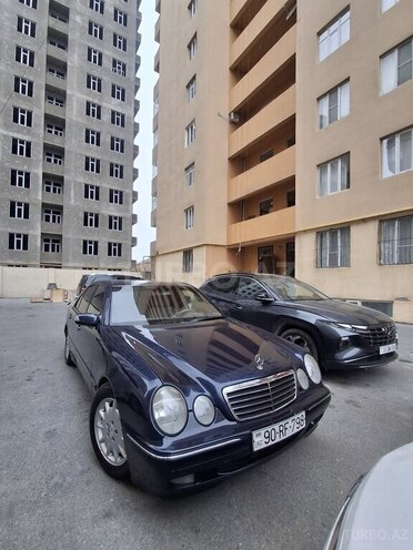 Mercedes E 270 2002, 469,076 km - 2.7 l - Xırdalan