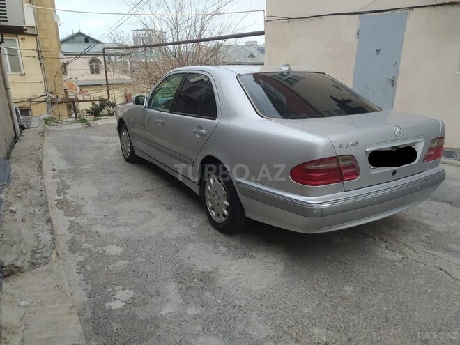 Mercedes E 240 2000, 295,124 km - 2.4 l - Bakı