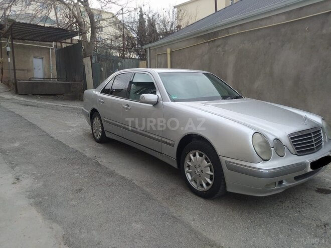 Mercedes E 240 2000, 295,124 km - 2.4 l - Bakı