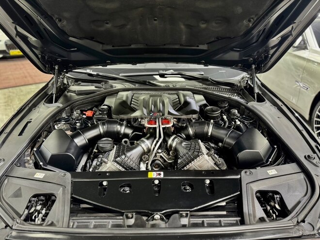 BMW M5 2012, 118,000 km - 4.4 l - Bakı