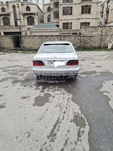 Mercedes E 240 1998, 421,000 km - 2.4 l - Bakı