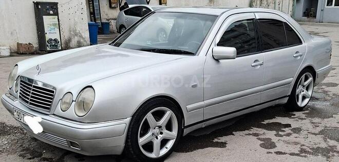 Mercedes E 240 1998, 421,000 km - 2.4 l - Bakı