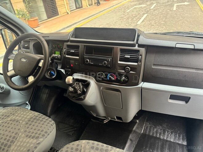 Ford Transit 2009, 132,000 km - 2.2 l - Bakı