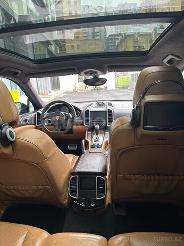 Porsche Cayenne GTS 2013, 166,000 km - 4.8 l - Bakı