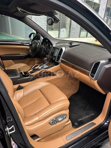 Porsche Cayenne GTS 2013, 166,000 km - 4.8 l - Bakı