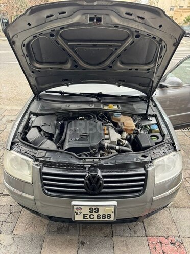 Volkswagen Passat 2004, 274,213 km - 1.8 l - Bakı