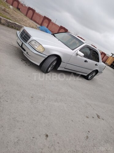 Mercedes C 220 1995, 458,000 km - 2.2 l - Xaçmaz