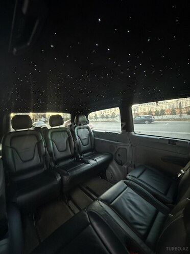 Mercedes Viano-8