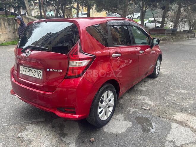 Nissan Note-8