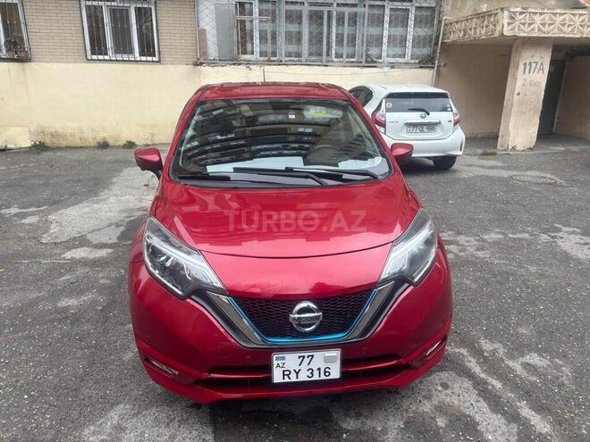 Nissan Note-7