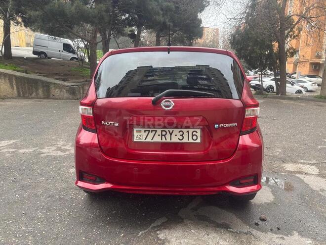 Nissan Note-2