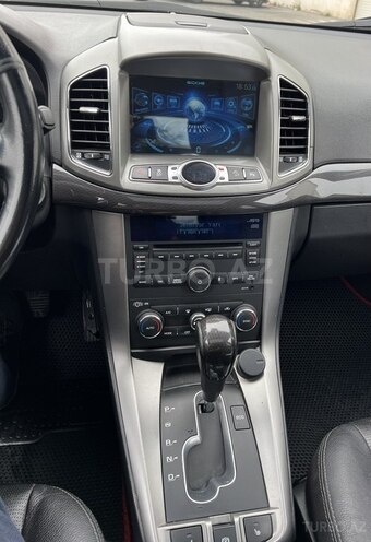 Chevrolet Captiva-10
