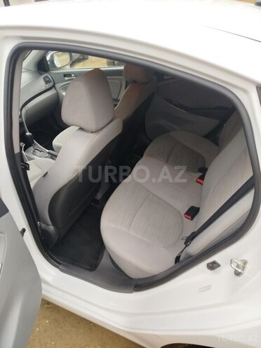 Hyundai Accent 2017, 201,339 km - 1.6 l - Bakı