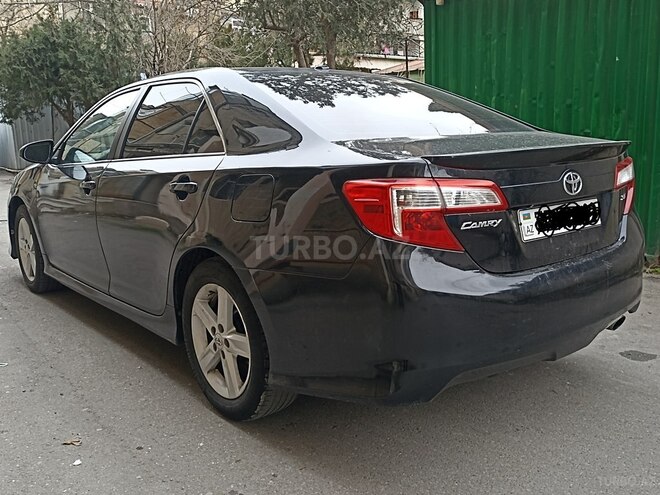 Toyota Camry 2011, 330,000 km - 2.5 l - Bakı