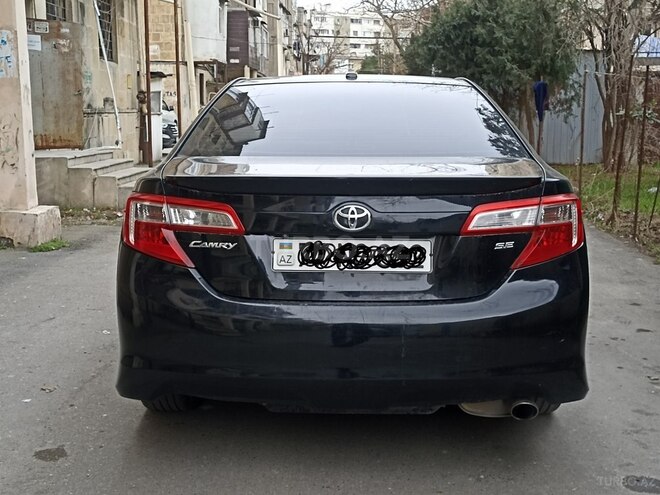 Toyota Camry 2011, 330,000 km - 2.5 l - Bakı