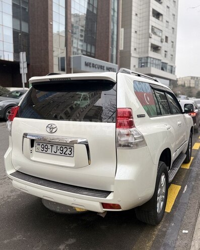 Toyota Land Cruiser Prado 2012, 300,000 km - 4.0 l - Bakı