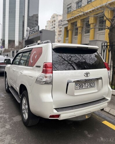 Toyota Land Cruiser Prado 2012, 300,000 km - 4.0 l - Bakı