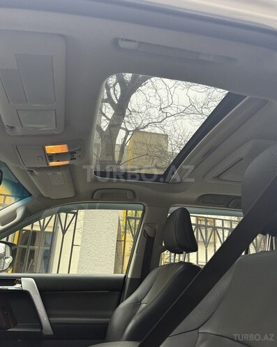 Toyota Land Cruiser Prado 2012, 300,000 km - 4.0 l - Bakı