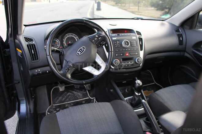 Kia  2011, 274,000 km - 1.6 l - Bakı